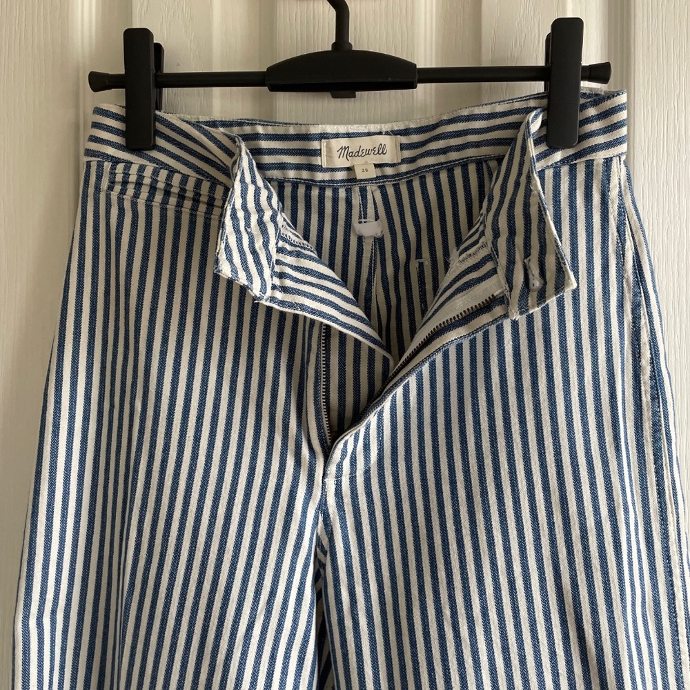MADEWELL Blue/White Striped Wide Leg/Cropped Denim Jean - Picture 2 of 6